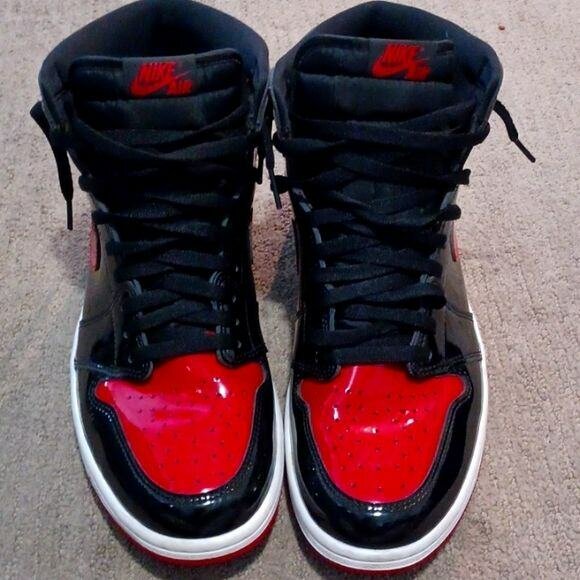 Air Jordan 1 retro high Red