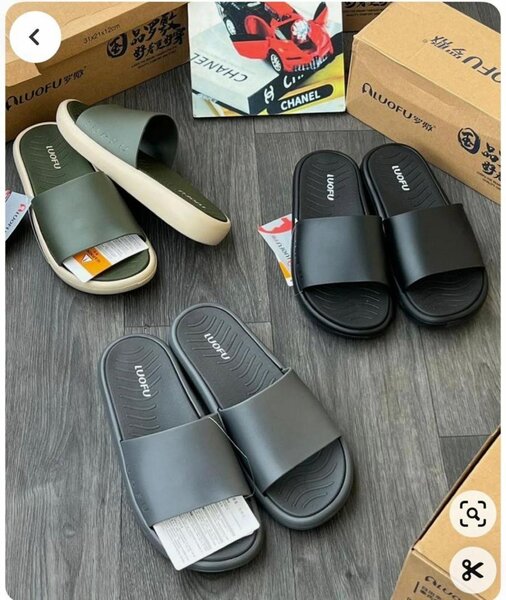 Tongs Confort Homme Résistantes