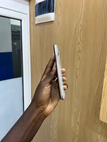 iPhone X 64Go Gris Sidéral