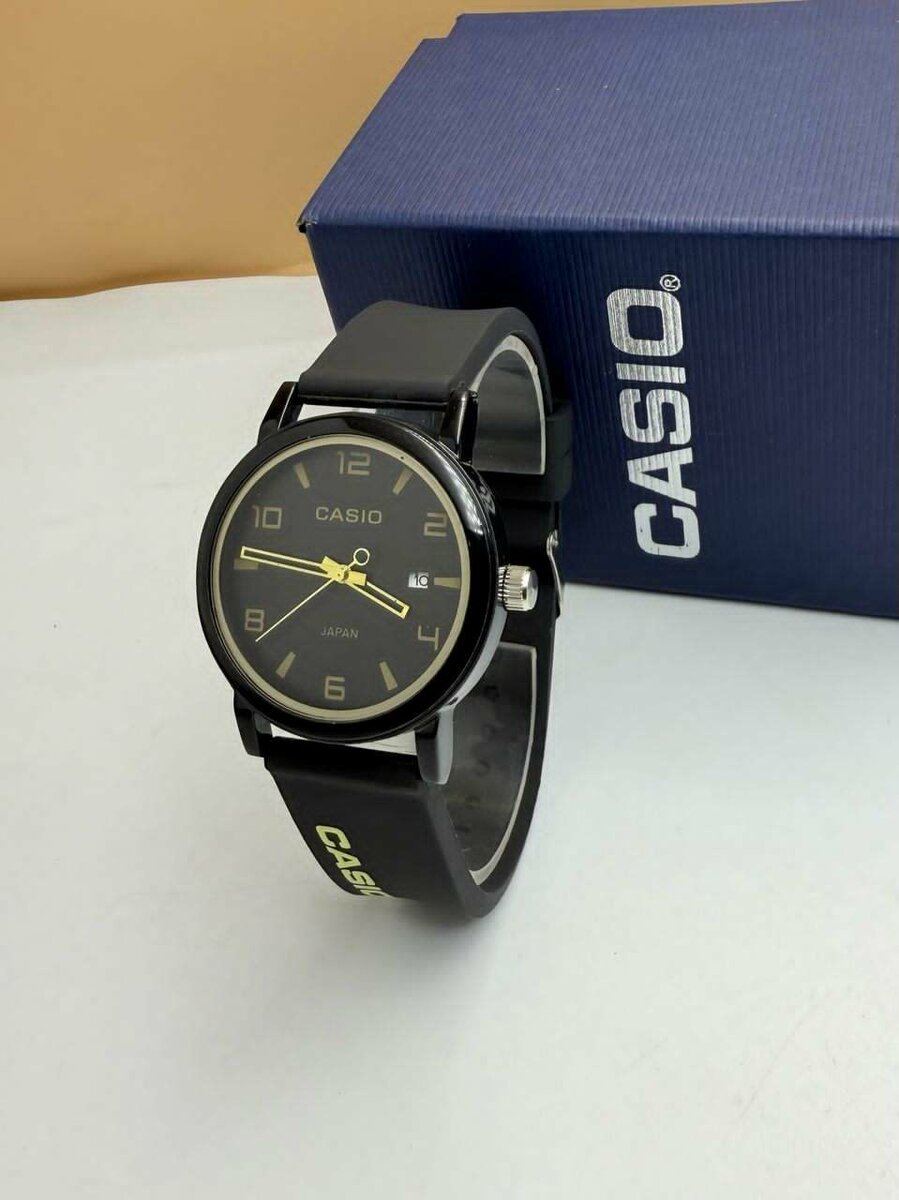 MONTRE CASIO EN SILICONE