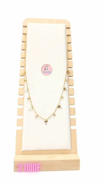 Collier Pendentif Doré Élégant