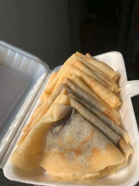 5 crêpes 1000f / 10 :2000f