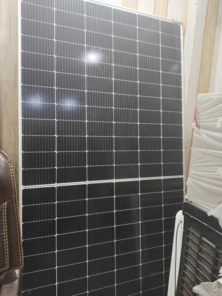 Solar panel 585w