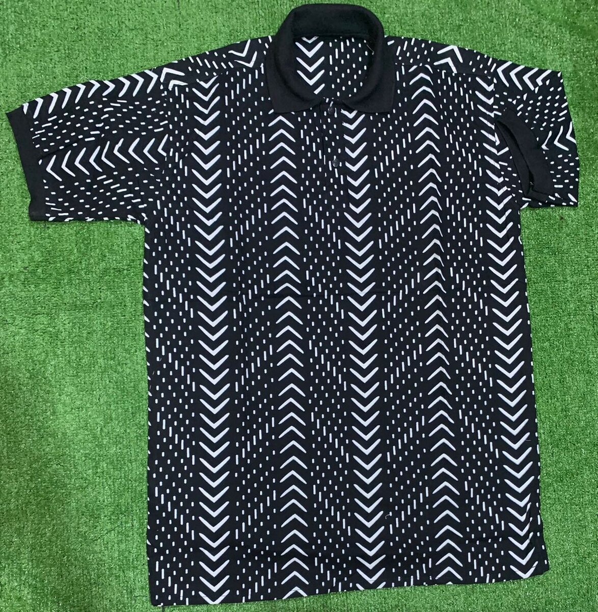 Chemise à motifs ethniques