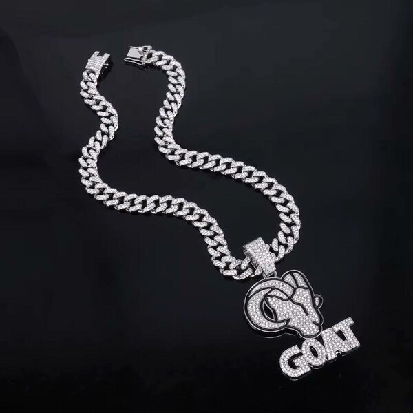 Collier pendentif diamant stylé