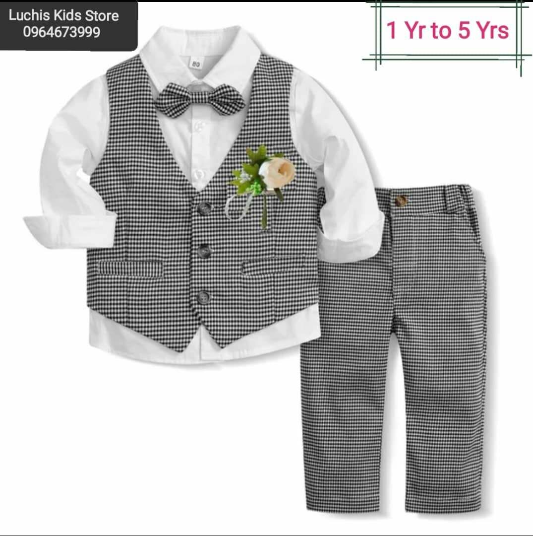 Boy's suit
