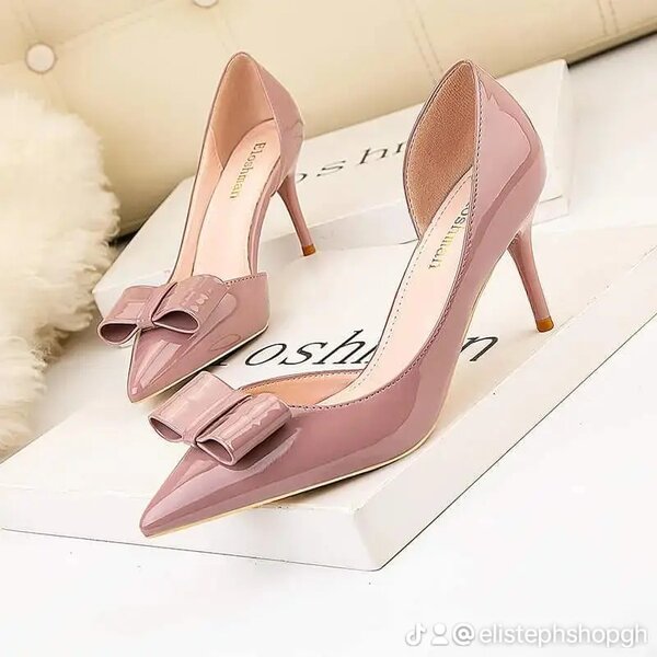 Ladies heel (full shoe)