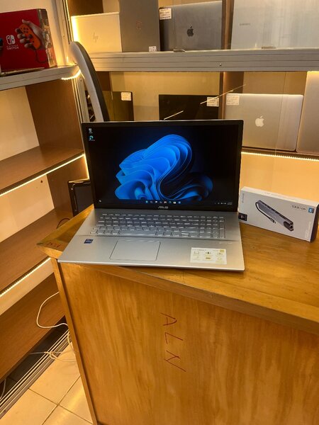 Portable ASUS Laptop 15.6"