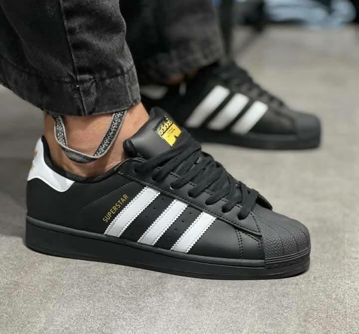 Sneakers noires Superstar