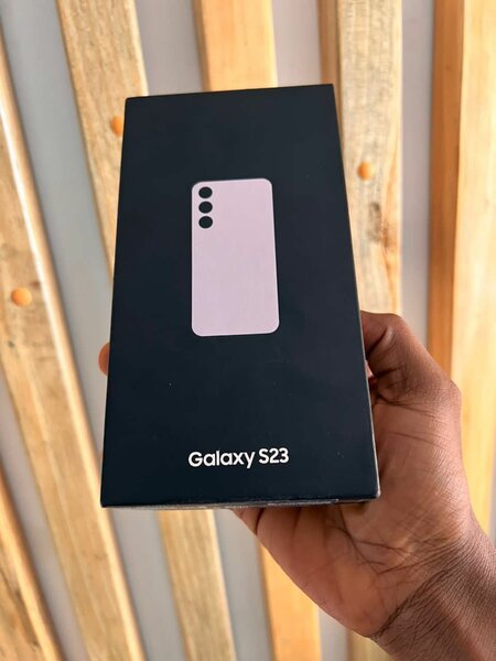 SAMSUNG S23