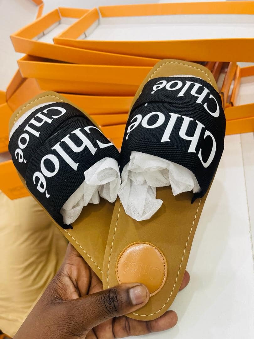 la fessée sur un élastique