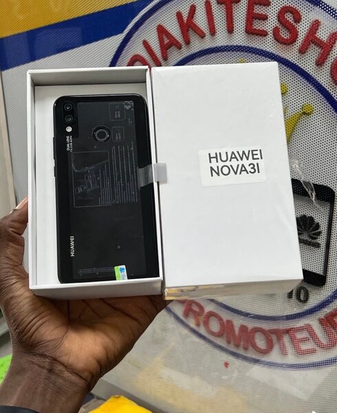 Huawei Nova 3i Smartphone