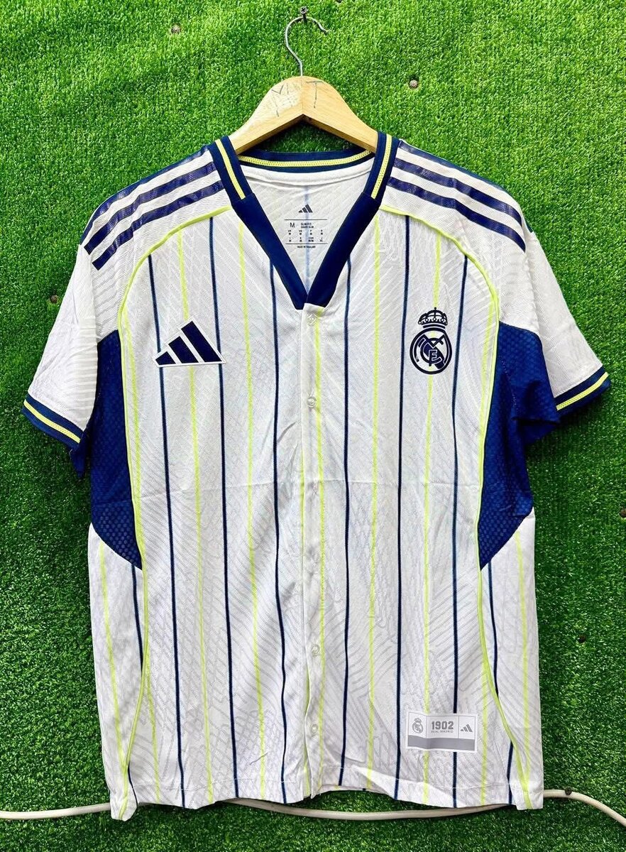 Maillot de football authentique