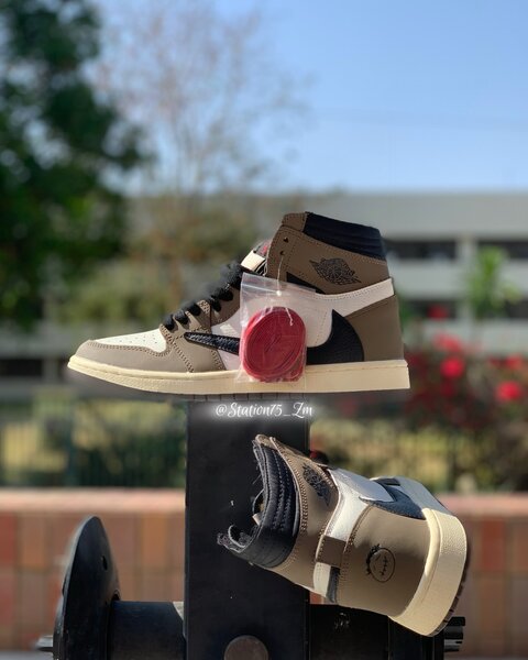Air jordan 1 Retro High X Cactus Jack