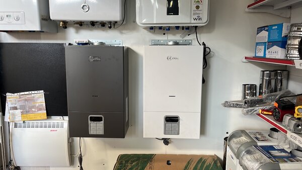 Газовый кател, настенный