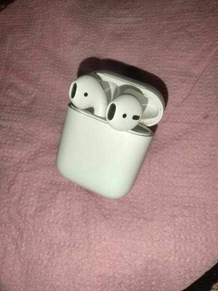Airbuds