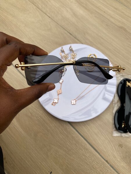 Lunettes de soleil élégantes