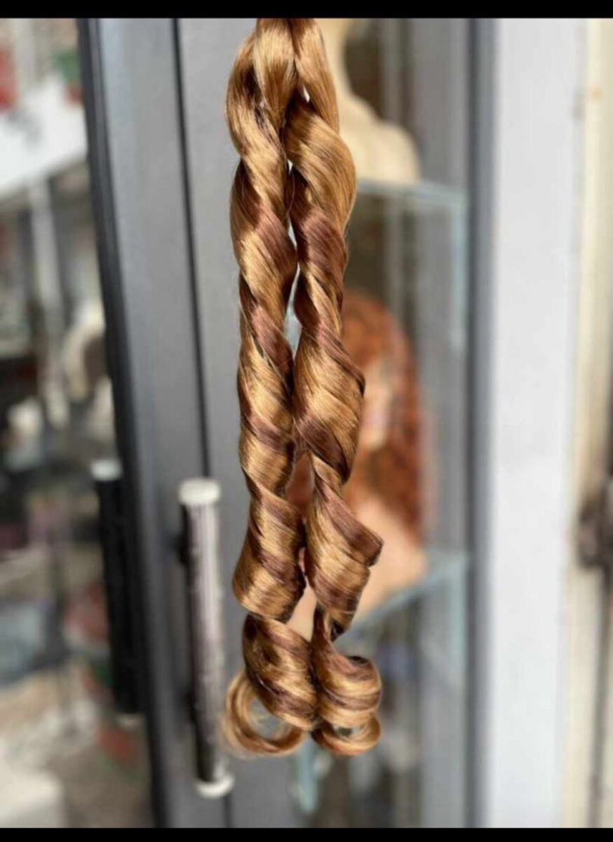 French curly taille 24