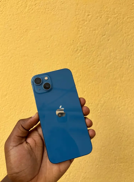 iPhone Bleu Brillant
