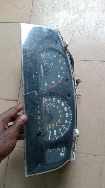 Tableau de bord Toyota 4 rume