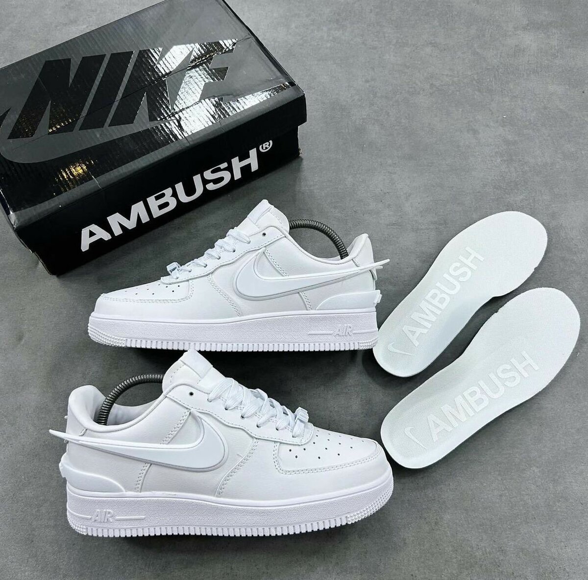 NIKE AIRFORCE CLASSIC