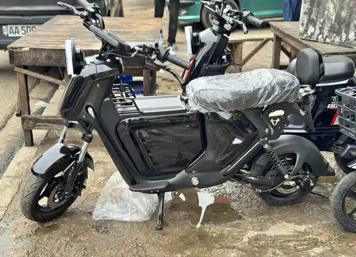 Scooter électrique moderne