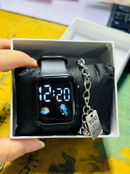 MONTRE ÉLECTRONIQUE
