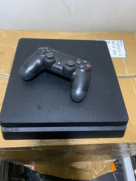PlayStation 4 slim