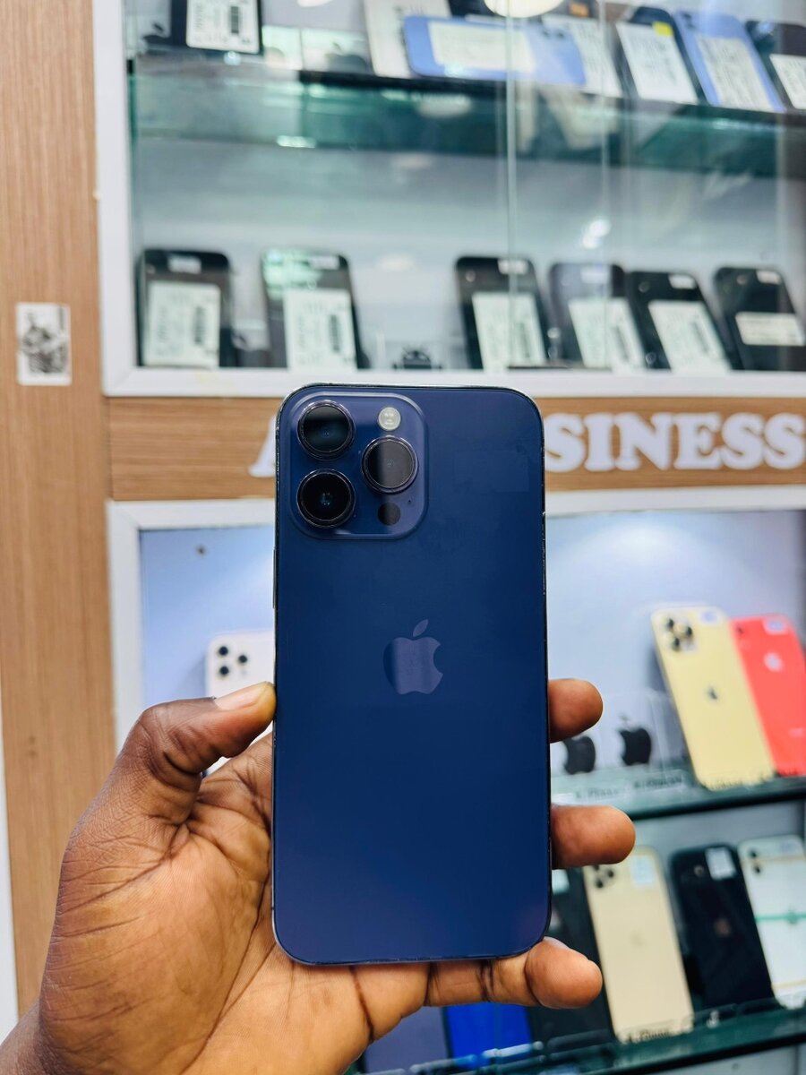 iPhone 14 pro Max 128Go messag