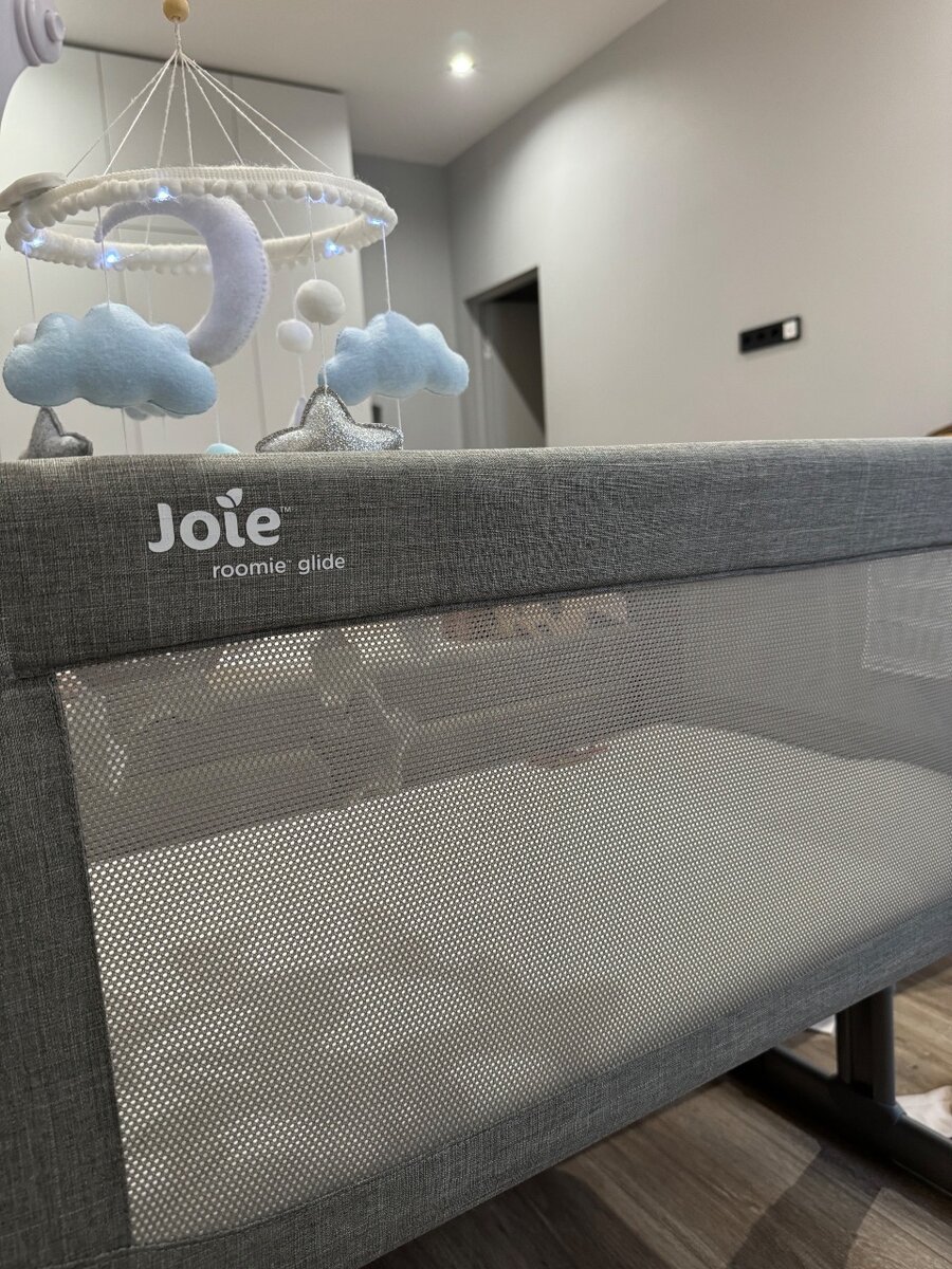 Кровать детская Joie Roomie Glide