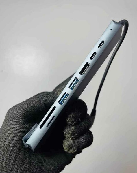 Adaptateur Hub 8 en 1