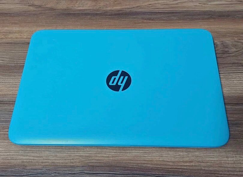HP Laptop Bleu Compact