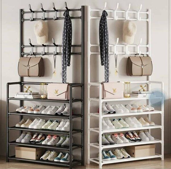 Étagère de rangement de chaussures et vêtements