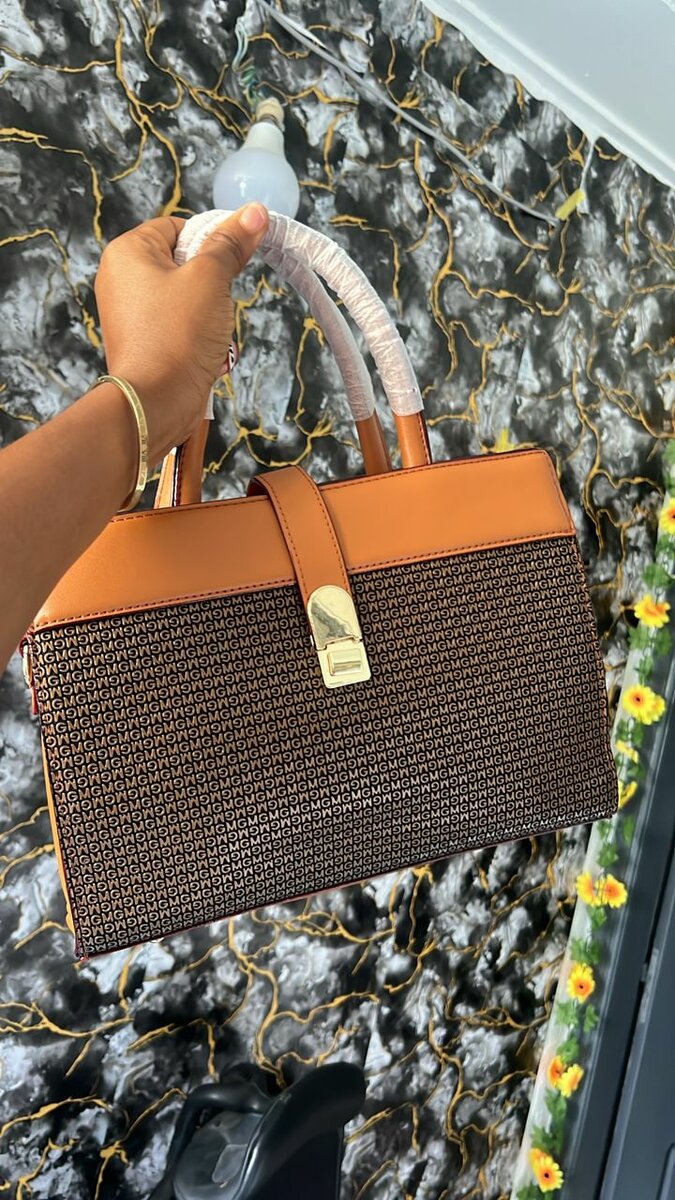 Sac à main élégant en cuir