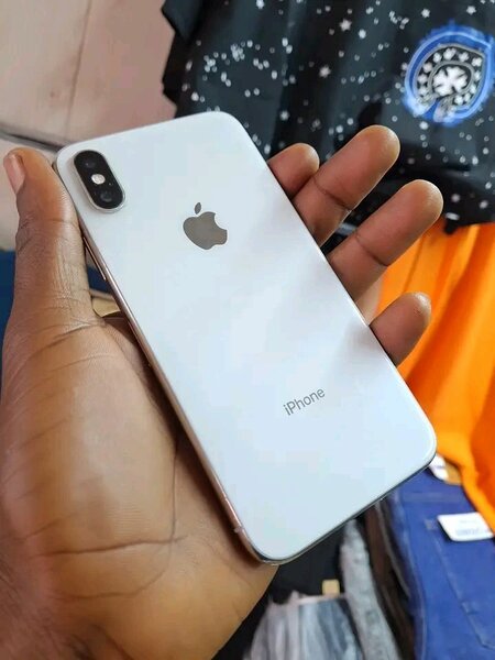 iPhone X Argent Reconditionné