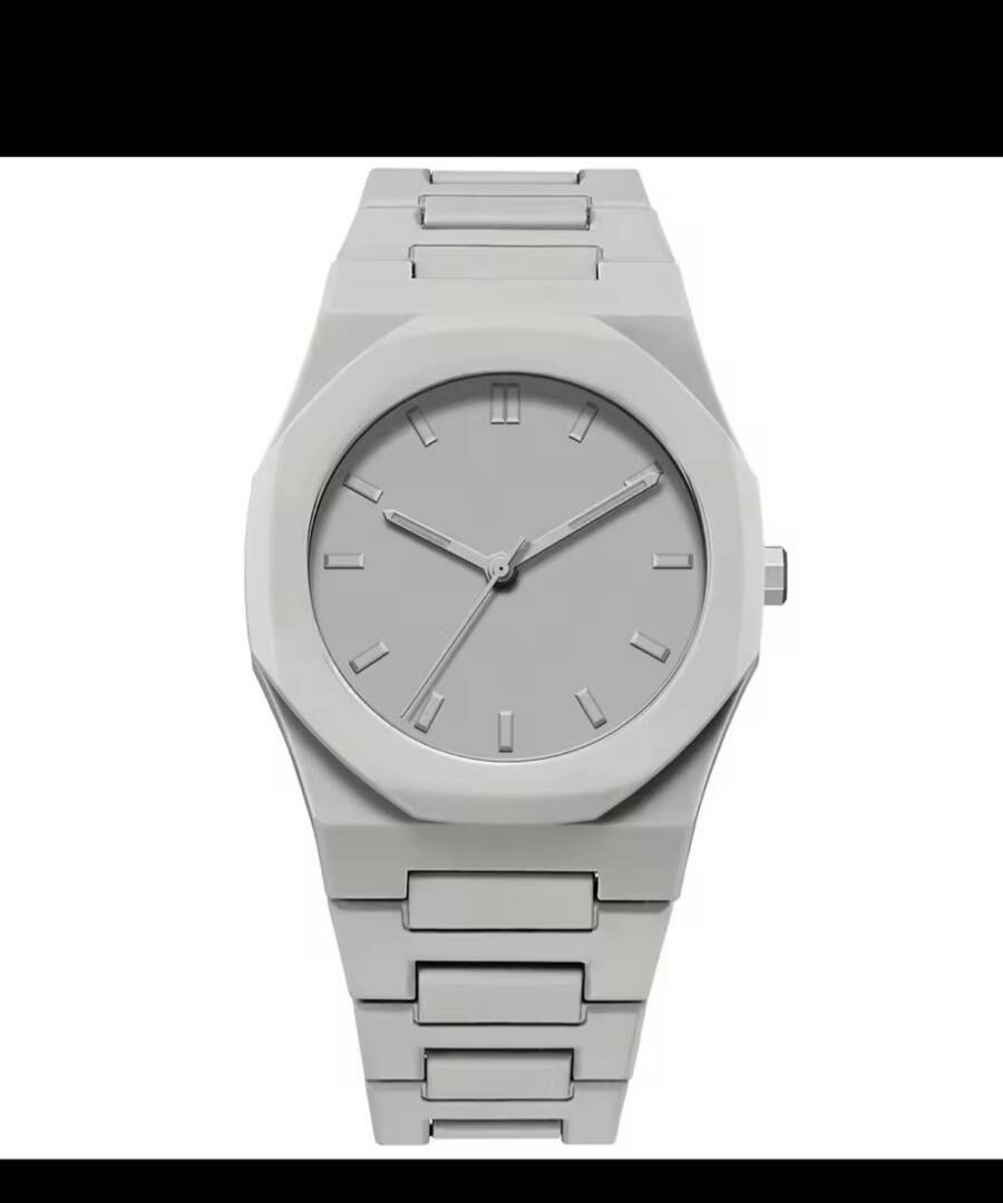 Montre élégant design moderne