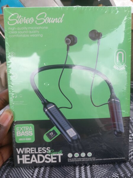Wireless sport headset