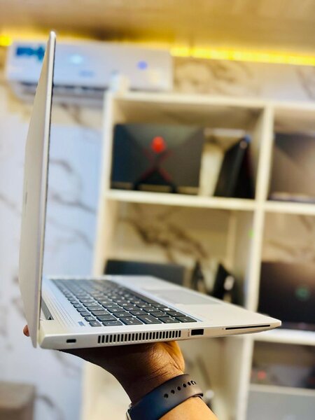 HP ELITEBOOK 840 G6