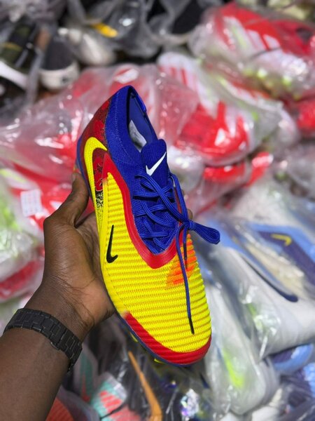 Chaussures de sport multicolores