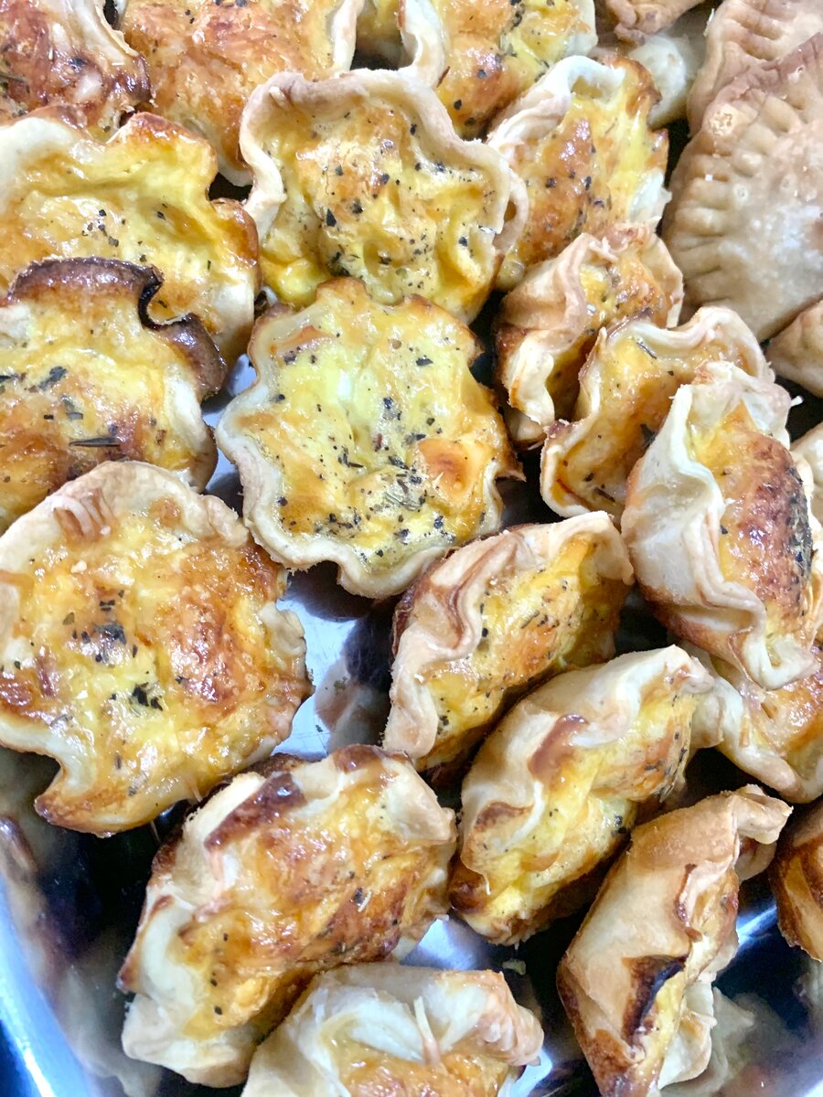 Quiches individuelles savoureuses