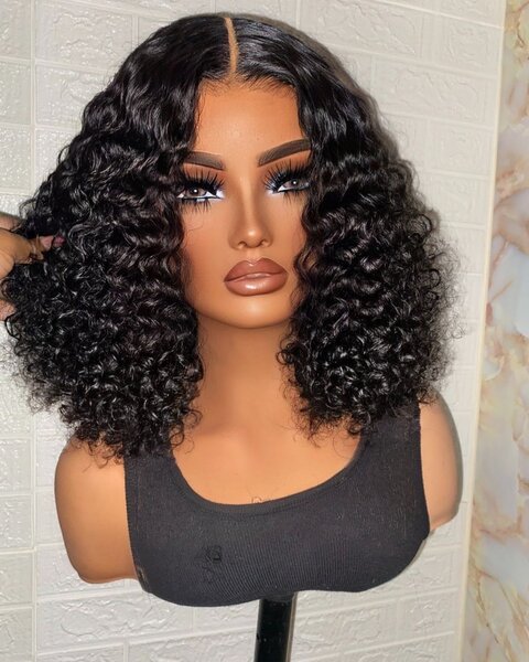 Curly wig