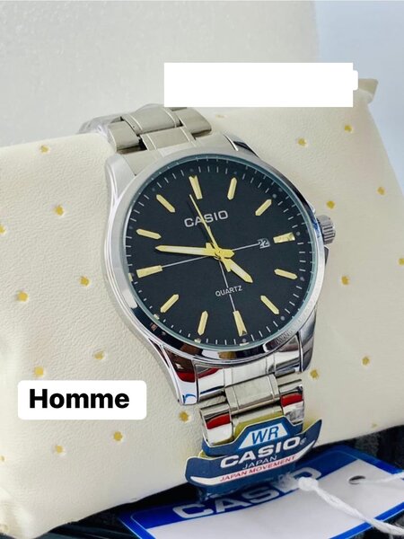 montre-bracelet casio noir