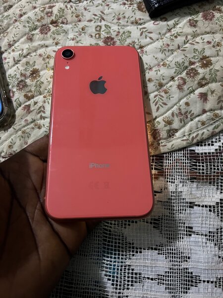 iPhone XR dual SIM
