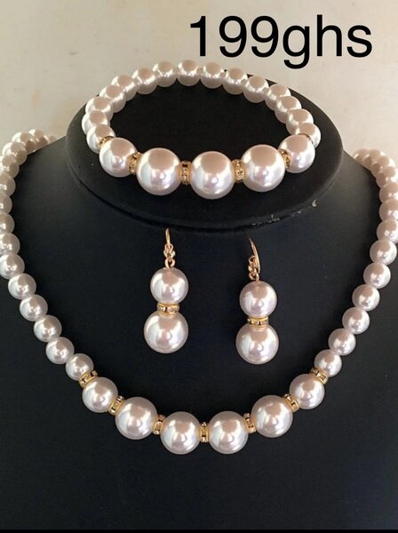 Pearl set