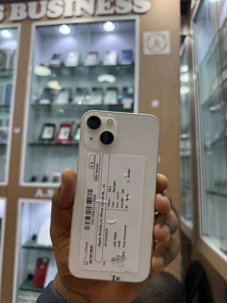 iPhone 13 simple casi neuf