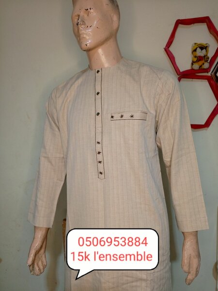 Tunique homme élégant