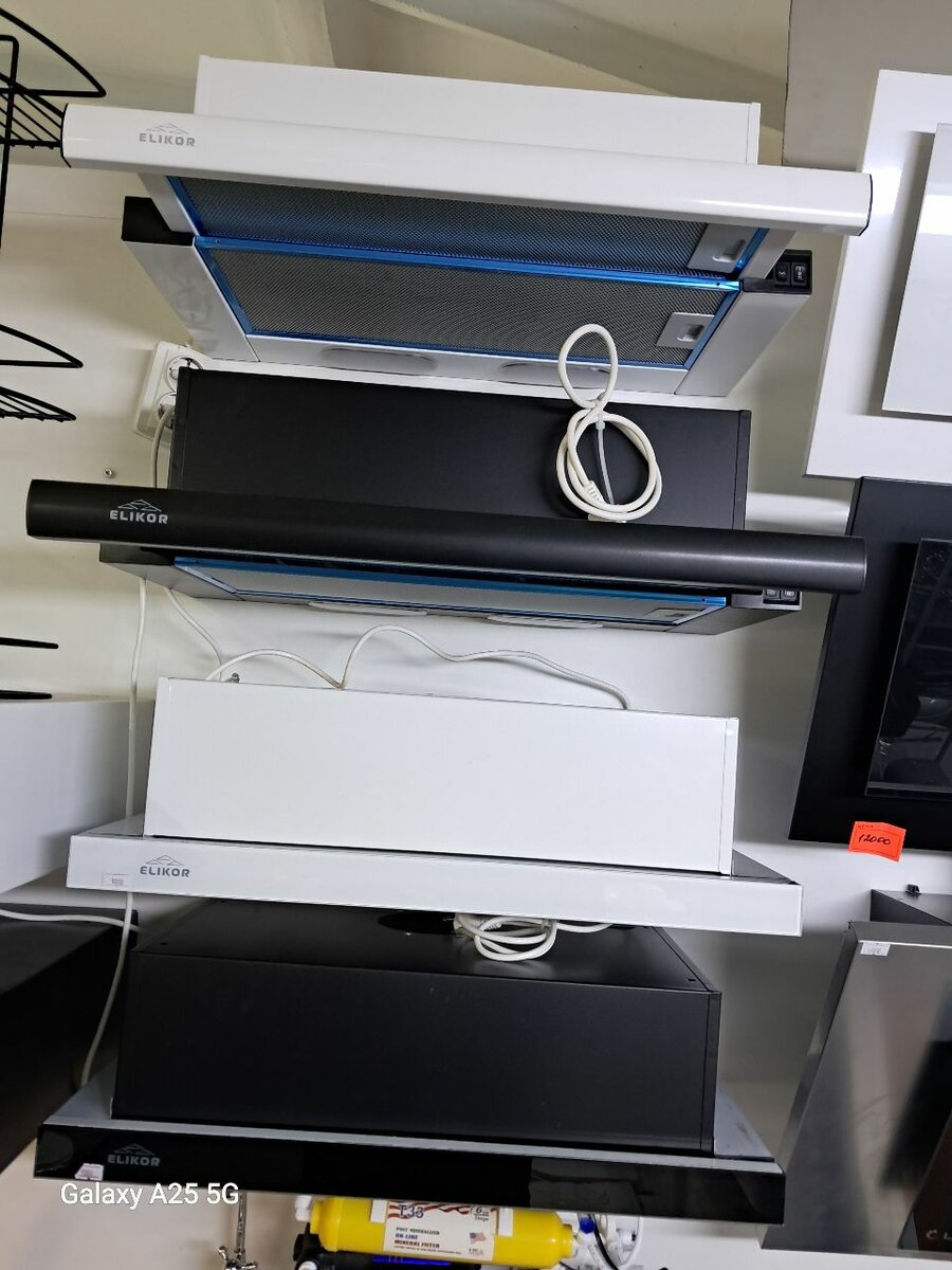 Вытяжка от фирмы ЕLIKOR