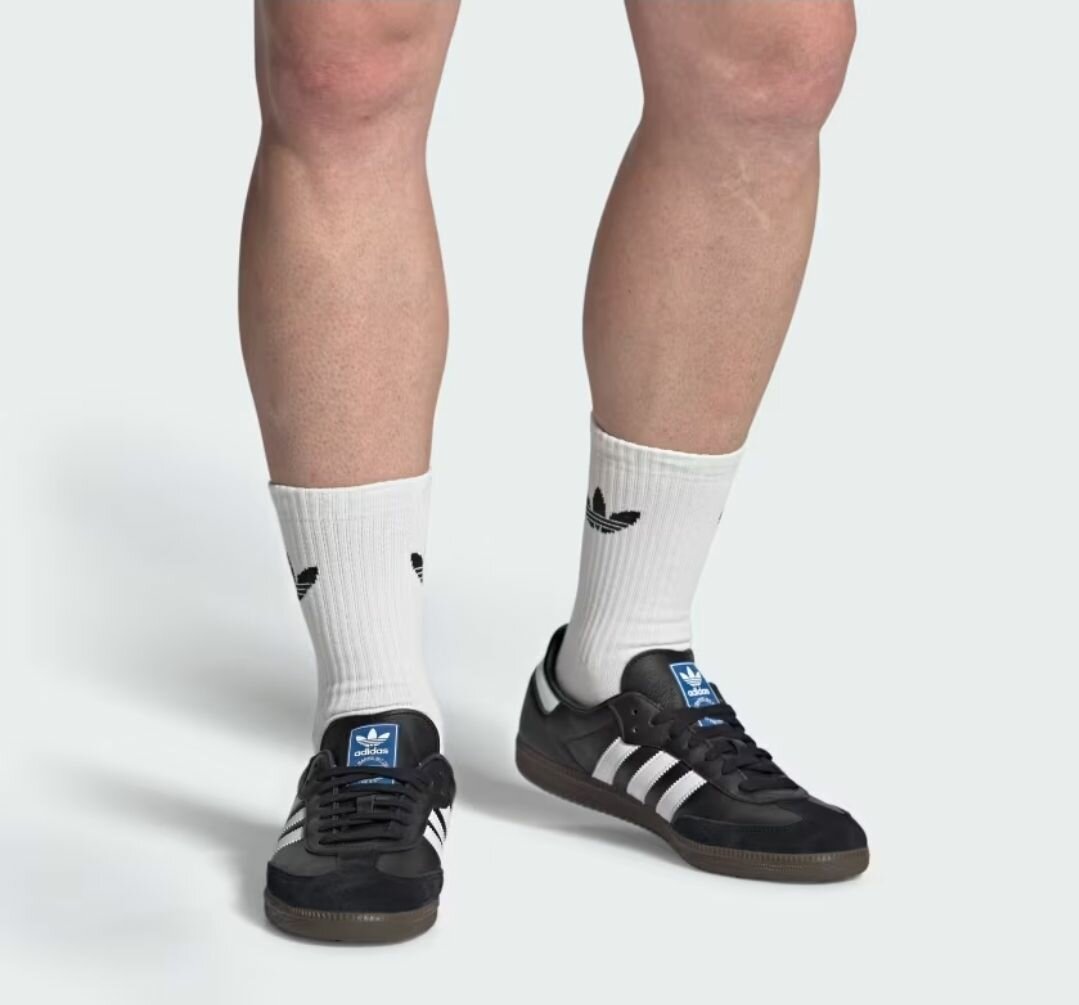 Baskets noires classiques adidas