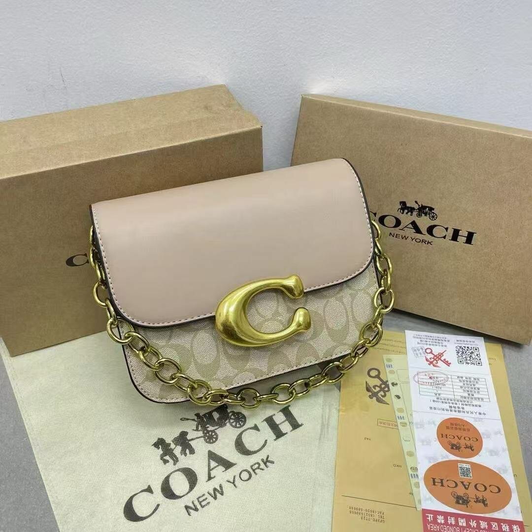COACH