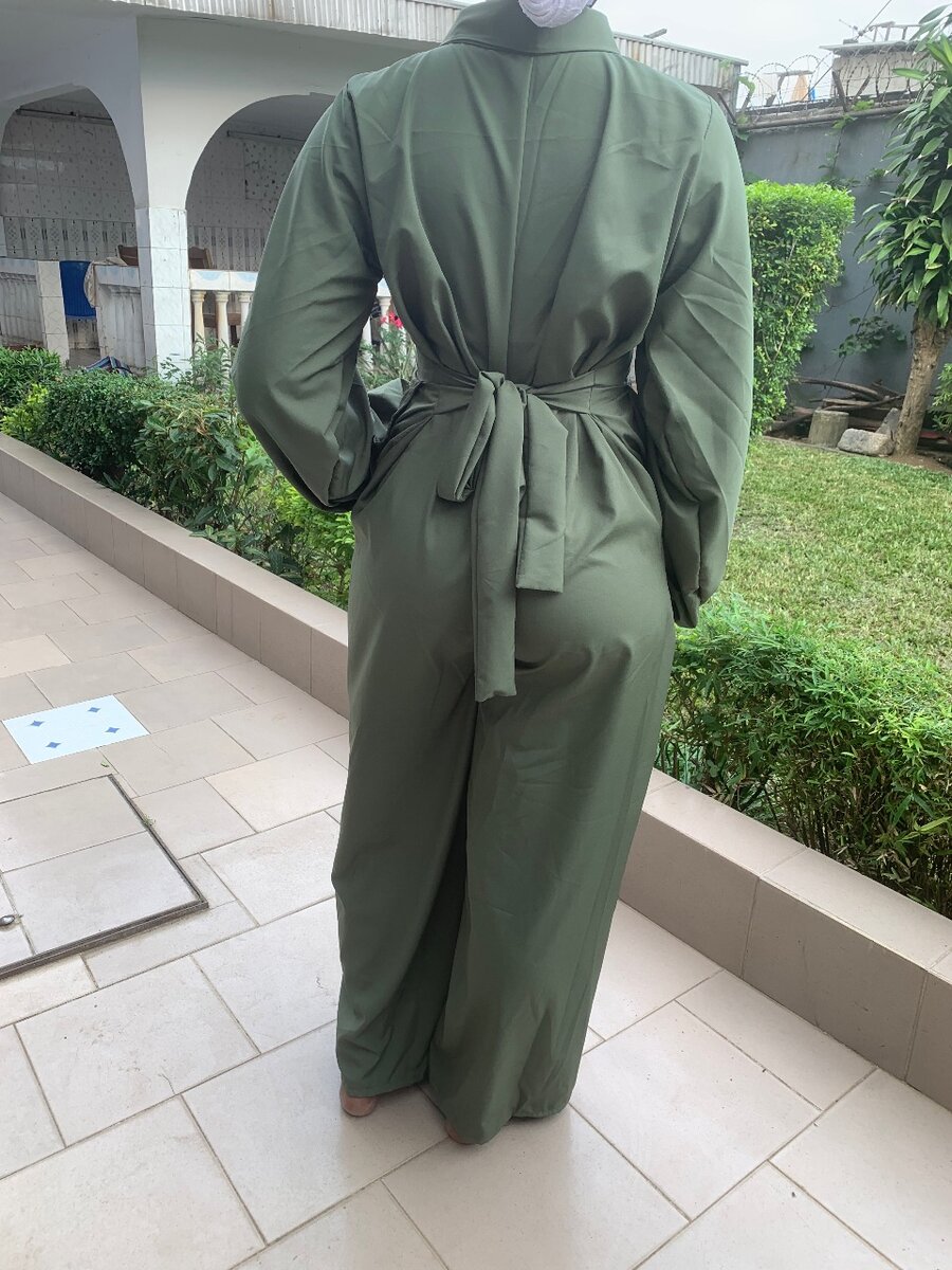 Combinaison verte élégante